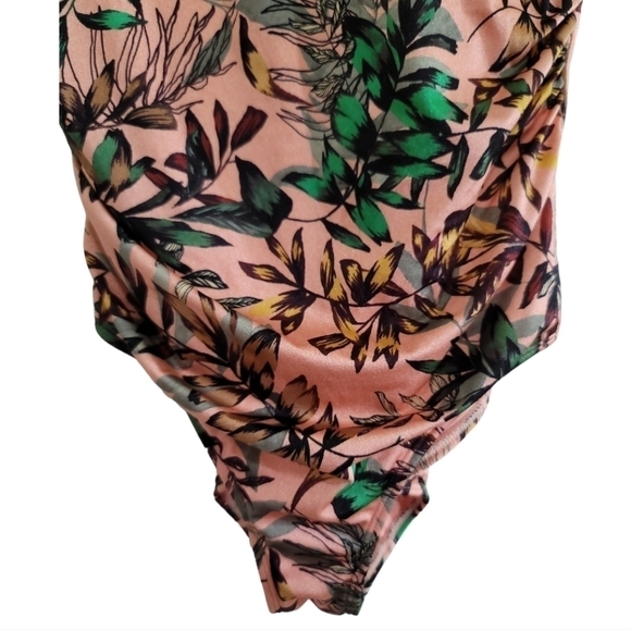 Athleta Swim Athleta Aqualuxe Print Molded One Piece Large - Picture 4 of 10